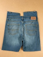 Levi’s Signature Straight