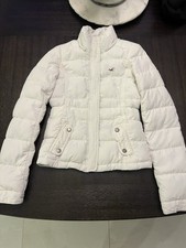 Hollister  Puffer Jacket Size Small pearl White