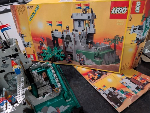 Lego castle king - lego, mountain