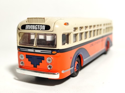 Corgi bus lionel - corgi,