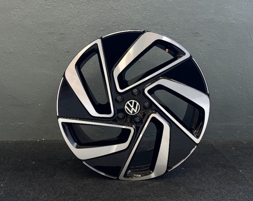Montreal zoll 9 - vw, id.7