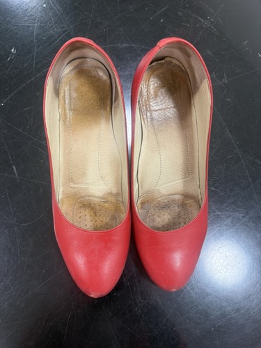 Cabin crew red leather court - cabin,
