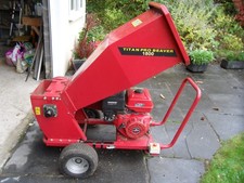 WOOD CHIPPER SHREDDER TITAN PRO BEAVER 1500   VERY LITTLE USE
