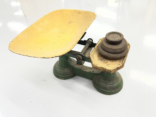 Vintage cast iron shop balance - shop,