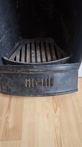 Cast iron fire - cast,