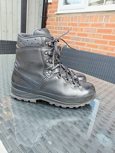 Lowa black leather hiking - black,
