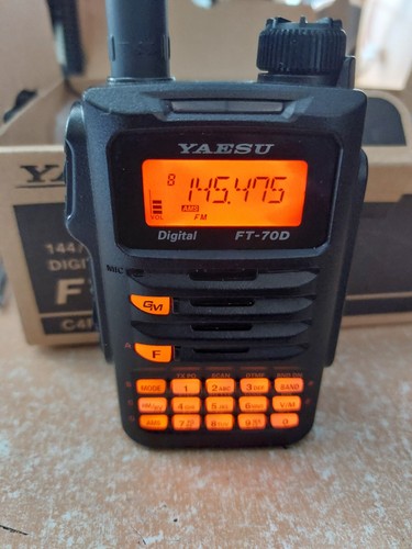 Yaesu 70dr dual band - yaesu,