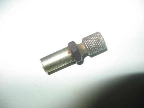 Throttle cable carb screw - cable,