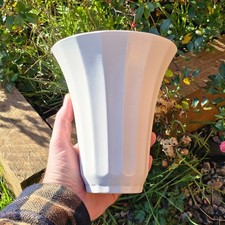 Art Deco Keith Murray For Wedgwood vase Fluted Flared Ribbed Design In White 40s