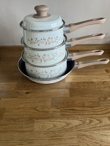 Swan eternal beau saucepans - swan,