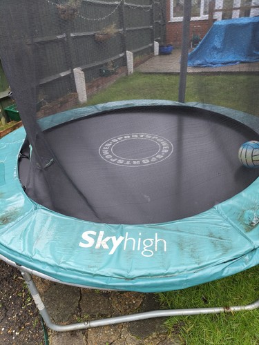 Trampoline feet 8 - trampoline,
