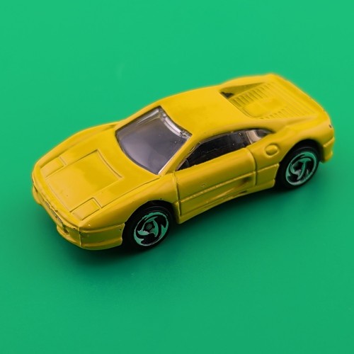 Hot wheels ferrari f355 64 - f355, 1:64