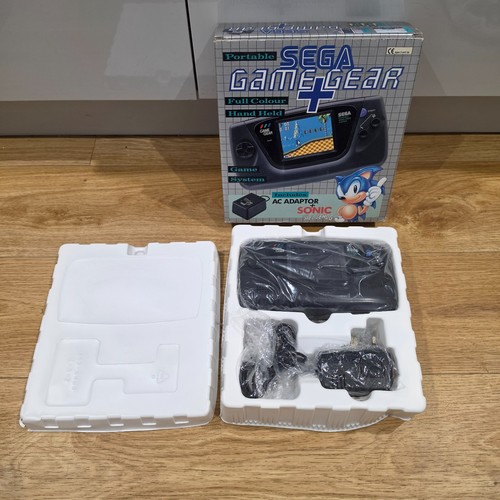 Sega game gear console - sega,