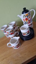 Sadler Folk Love Coffee Set. Coffee Pot, Milk Jug, Sugar Bowl & 6 Cups. Vintage