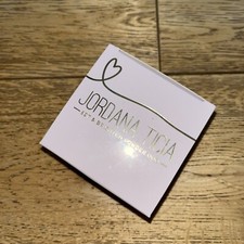 JORDANA TICIA COSMETICS SET &