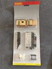 Hornby R574 Trackside