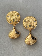 Vintage Gold Tone Shell and