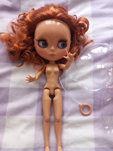 Blythe doll with - doll, hands