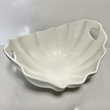 Plain White Fruit Bowl ‘10 Strawberry Street’ Whittier Boat Bowl Wave Texture