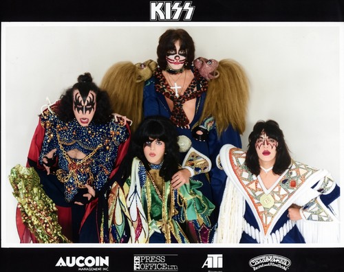 Kiss colour 8 - kiss,