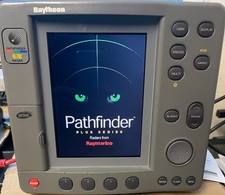 Raytheon RL70C Radar / Plotter Display