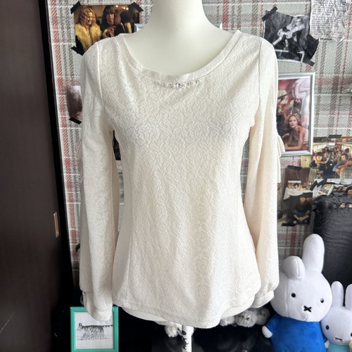 Cutout shoulder long sleeve - long,