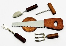 Dolls House Garden Tools Trowel Saw Weeder Fork & Seeder 1:12 Scale tumdee