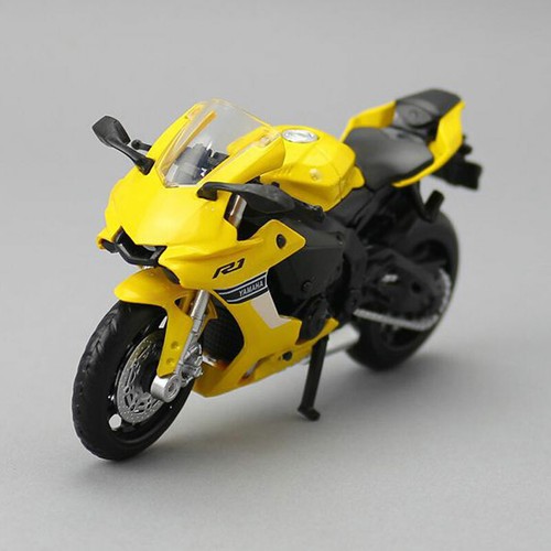 Yamaha yzf r1 - 1:18,