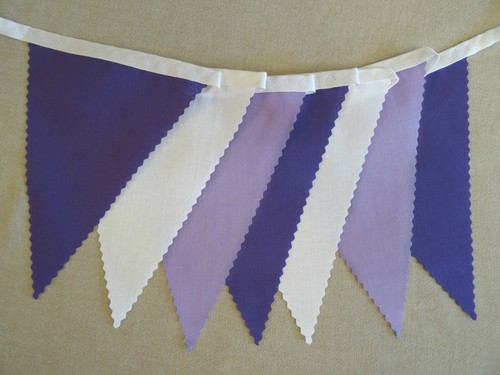 Bunting purple lilac white - purple,
