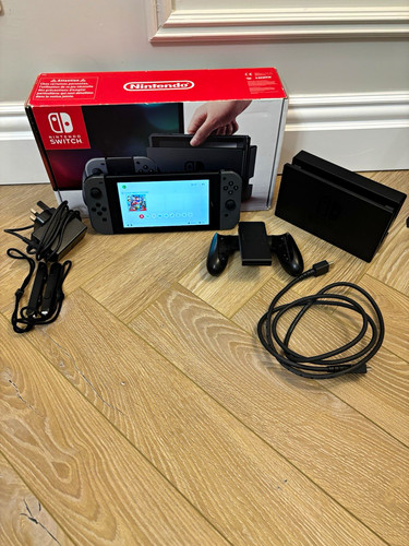 Nintendo switch 32gb console - nintendo,