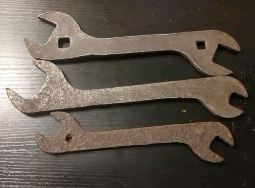 Vintage antique lot - antique, of