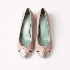 Women’s Vintage Pumps Size 7