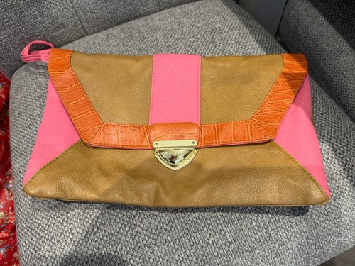 Atmosphere clutch bag wristlet