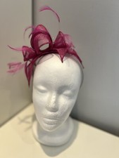 Beautiful fascinator on headband  *wedding/races/occasion* stunning Pink Flower