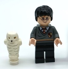 LEGO HARRY POTTER & HEDWIG OWL MINIFIGURES 4842 HOGWARTS CASTLE