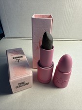 Jeffree Star Velvet Trap