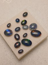 14.62 ct  OPALS - 1970'S -