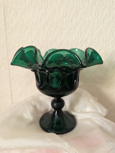 Blenko green glass - green,