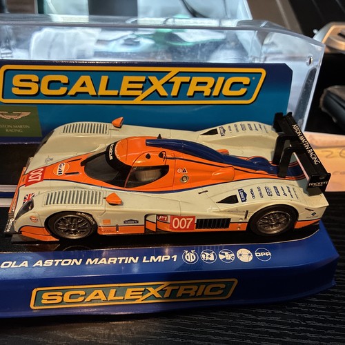 Scalextric lola aston martin - scalextric,