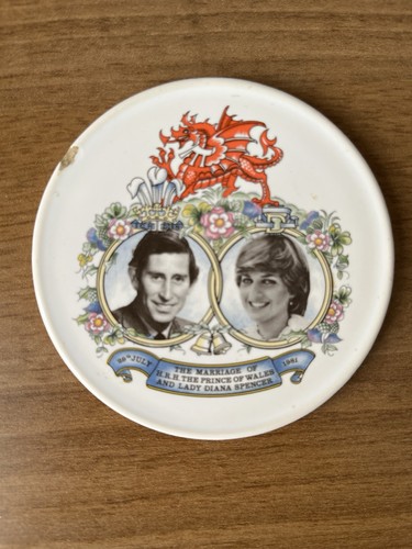 Charles and diana ceramic - charles,