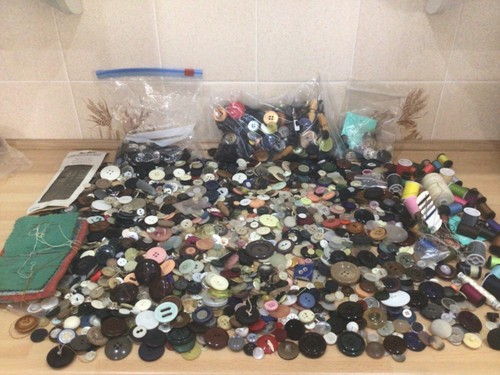 Job lot tin 2 kilo - of,