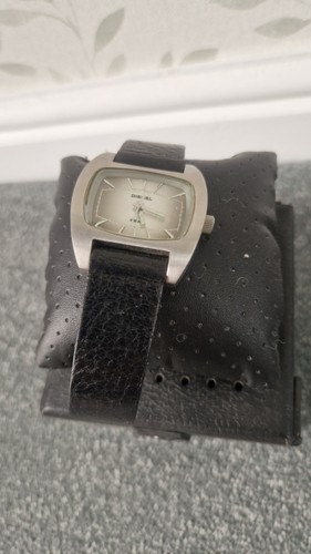 Diesel watch never worn - watch,