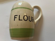 Kleen Kitchen Ware. Flour Shaker / Sifter. Green & White. 13 cms Approx. Used