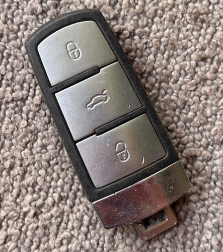 Genuine volkswagen button - vw,