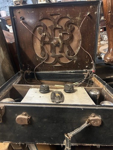 Vintage valve radio - vintage,