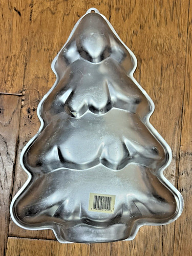 Wilton christmas tree molded - wilton,