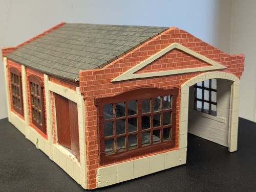 Gauge stunning engine shed - stunning,
