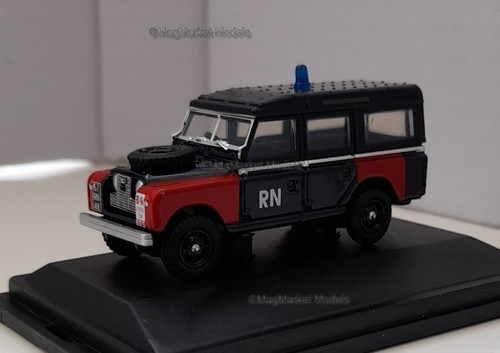 Oxford diecast land rover - ·,