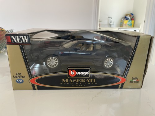 Bburago diecast model - bburago,
