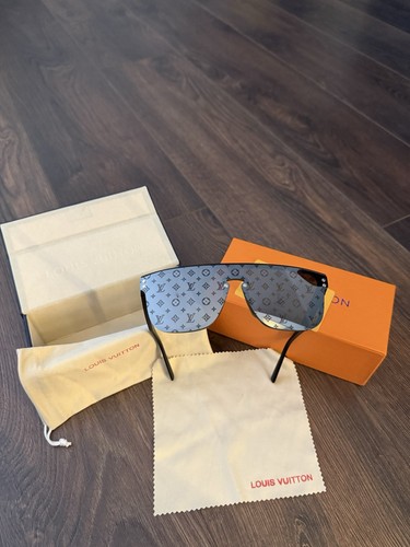 Monogram tinted sunglasses - lv,